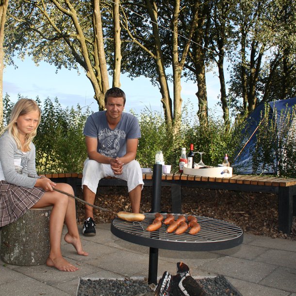 THE FIRE PIT b&aring;lsted &Oslash;58